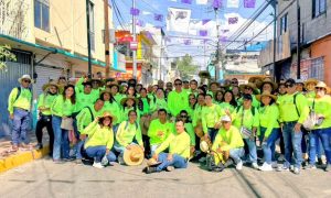 Presente la dirección de Unidades Habitacionales