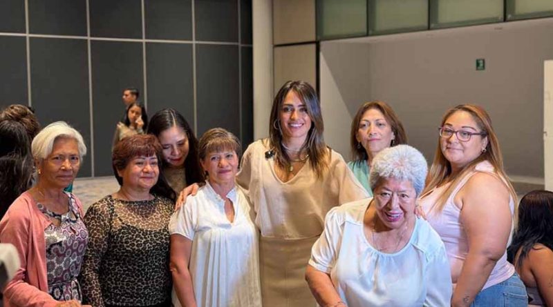 Ale Rojo de la Vega reconoce trabajo, entrega y vocación de maestras de los CENDI