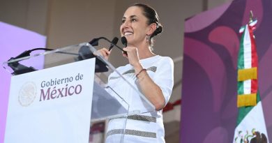 Desde Playa del Carmen, Presidenta Claudia Sheinbaum anuncia plan integral para limpiar de Sargazo las playas de Quintana Roo