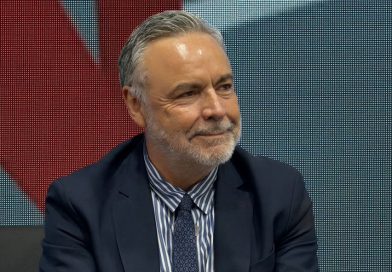 Alfonso Ramírez Cuéllar propone cerrar espacios a la facturación falsa y al huachicol fiscal